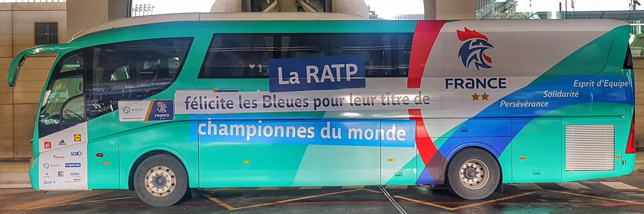 La RATP met à jour le car des Bleues