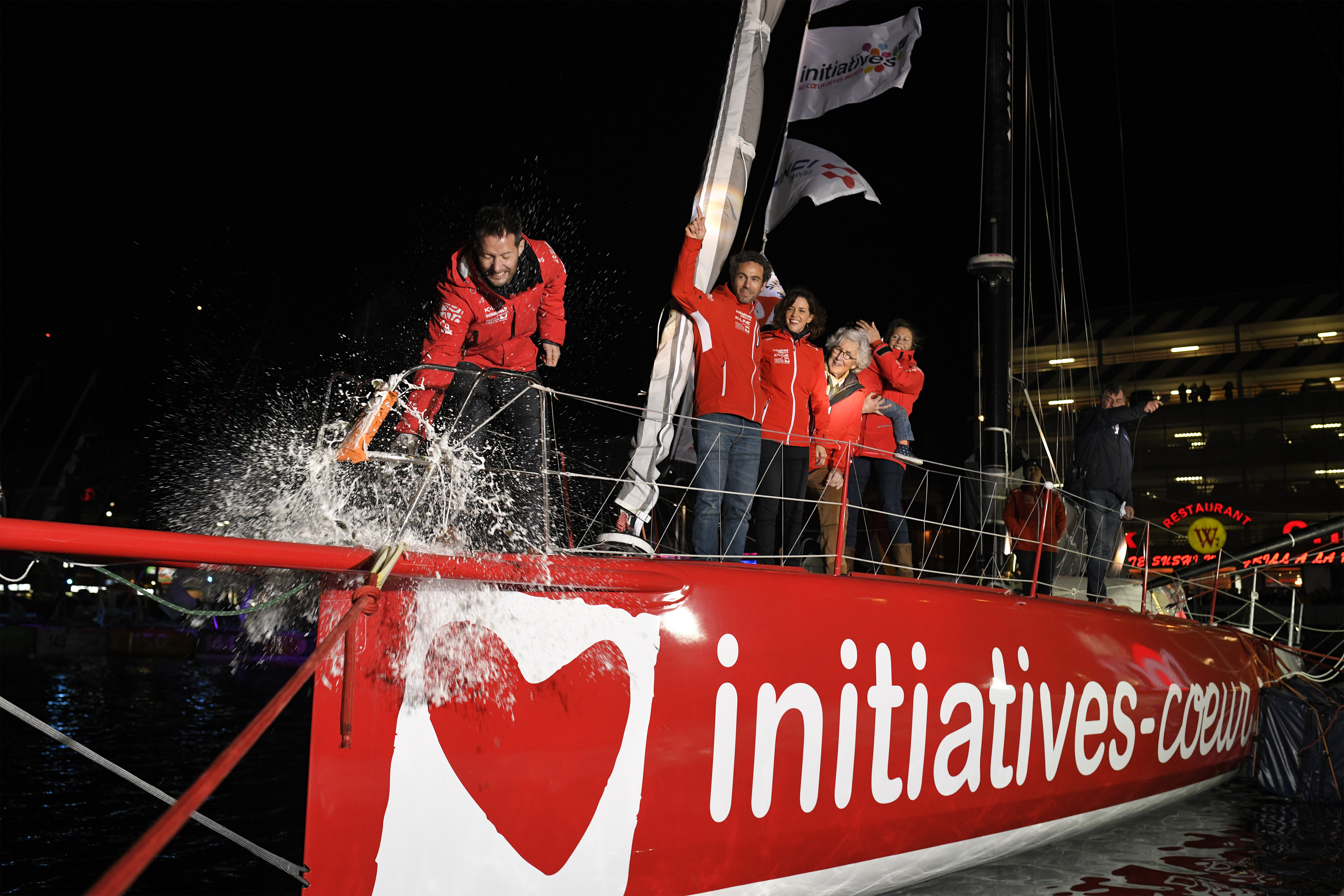 Thomas Pesquet baptise le voilier Initiatives-Cœur