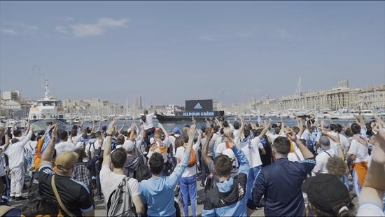 Adidas crée l’événement sur le Vieux-Port