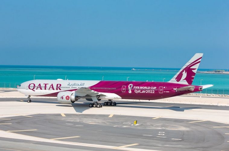 Qatar Airways d voile son premier appareil aux couleurs  du 