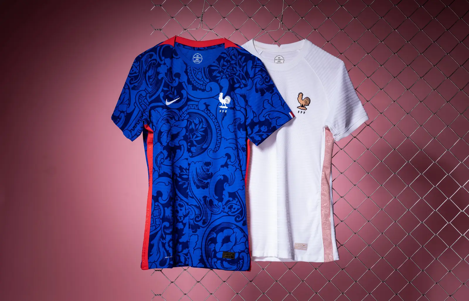 La FFF dévoile les nouveaux maillots de l'équipe de France