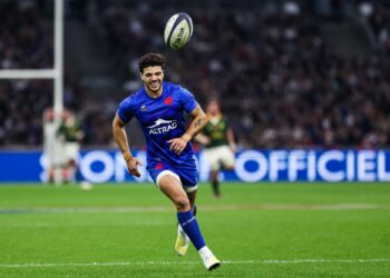 Un maillot bleu spécial Movember