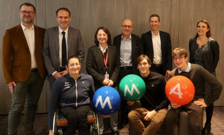 MMA s’engage auprès de trois nageurs de haut niveau