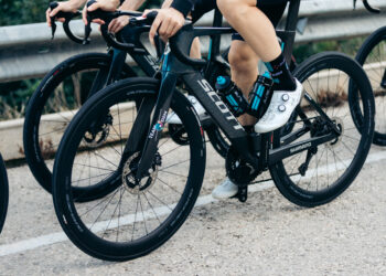 L’équipe DSM roule toujours sur Scott