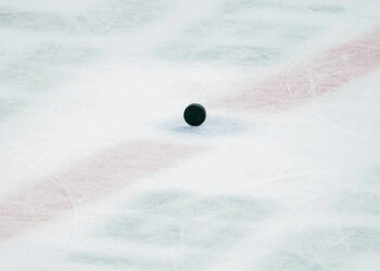 Hummel, nouvel équipementier textile du hockey français