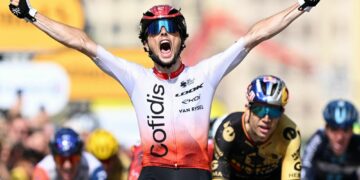 Cofidis fait briller son nouveau maillot