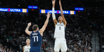 Le premier match NBA de Victor Wembanyama très suivi