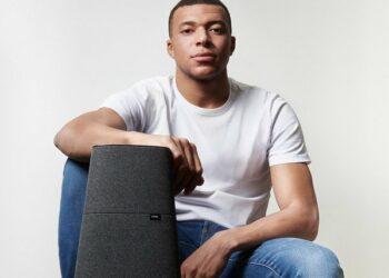 Kylian Mbappé joue les ambassadeurs pour Loewe 