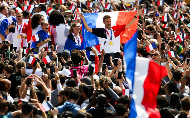 Le CIO borde les posts sur les médias sociaux