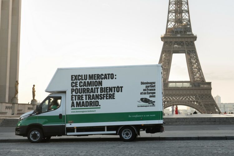 Les Déménageurs Bretons surfent sur le départ de Mbappé