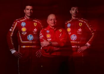 A Miami, les deux monoplaces Ferrari seront… bleues