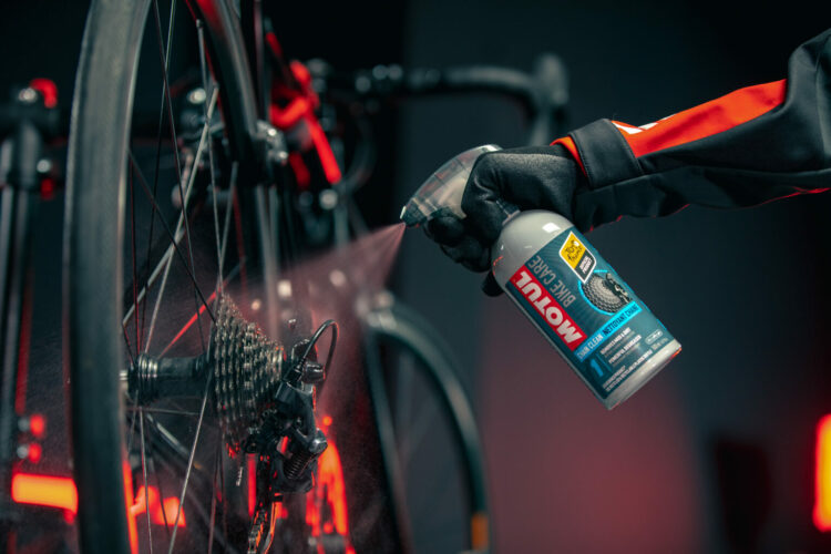 Motul devient produit officiel du Tour de France