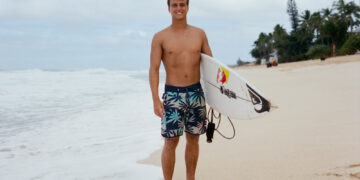 Quiksilver continue de surfer avec Kauli Vaast