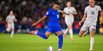 TF1 fait la différence avec France-Islande