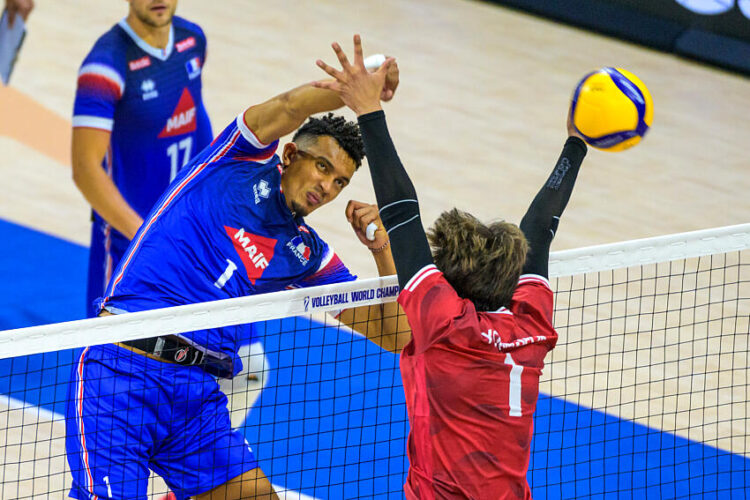 La Fédération Française de Volley sélectionne Com’Over
