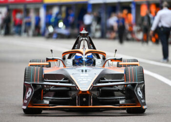 McLaren coupe le courant