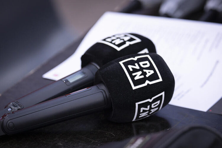 DAZN joue son va-tout, le foot aussi