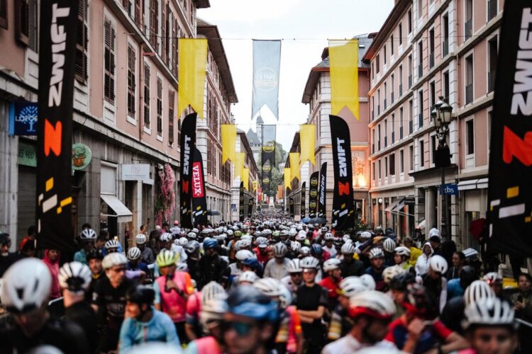 Zéfal s’engage avec L’Étape du Tour de France Femmes avec Zwift