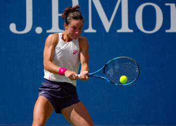 Asics recrute Loïs Boisson et acte son changement de dimension commerciale