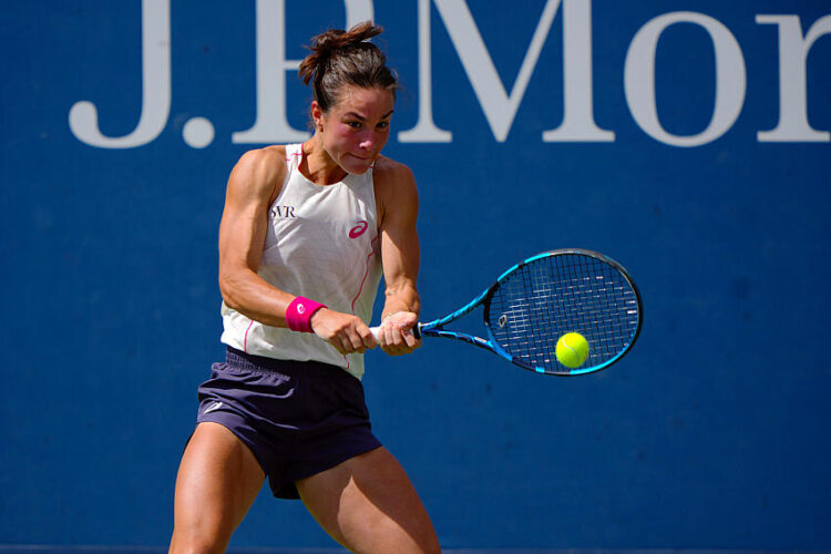 Asics recrute Loïs Boisson et acte son changement de dimension commerciale