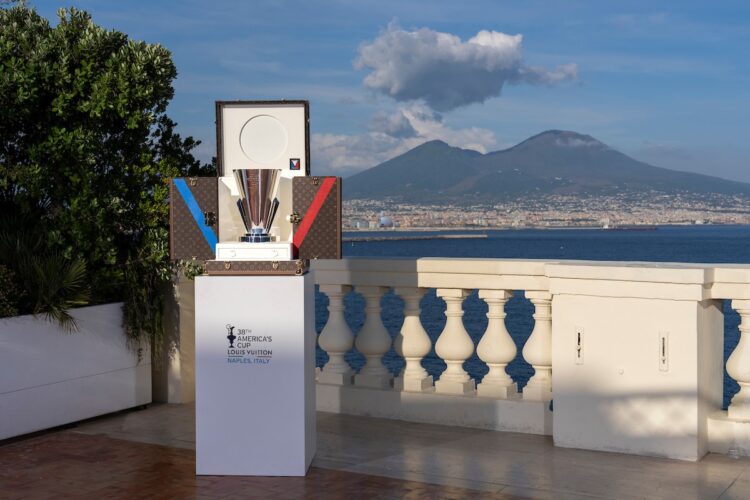 Louis Vuitton renouvelle son engagement avec la Coupe de l’America