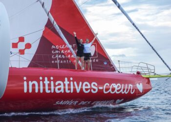 Initiatives-Cœur : une passation attendue entre Samantha Davies et Violette Dorange