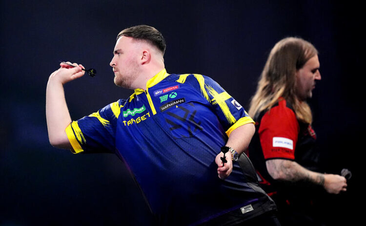 Target Darts en plein dans la cible