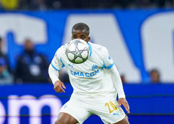 Quand les supporters dessinent le maillot : Puma et l’OM testent la co-création par l’IA