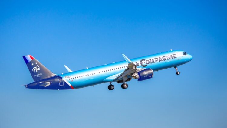 Les Bleus voyagent en business