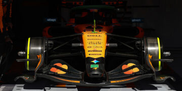 Global signe un partenariat pluriannuel avec McLaren Racing