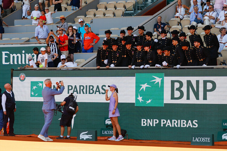 Renault, Rolex et BNP Paribas, le podium des annonceurs de Roland-Garros