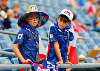 Les Bleus loin devant chez Intersport