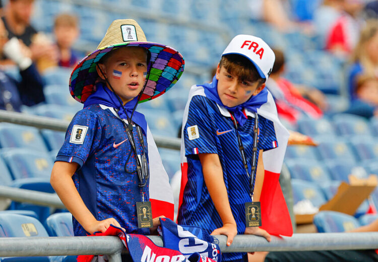 Les Bleus loin devant chez Intersport