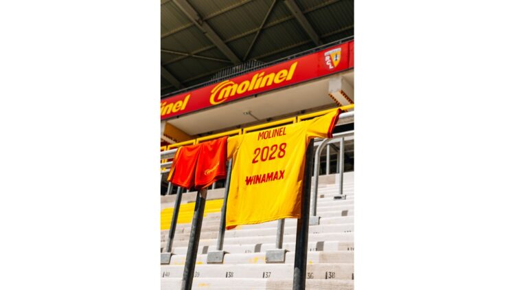 Le RC Lens et Molinel enfilent le bleu de chauffe