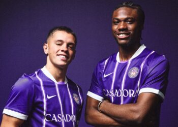 La marque au W s’affiche chez les Violets