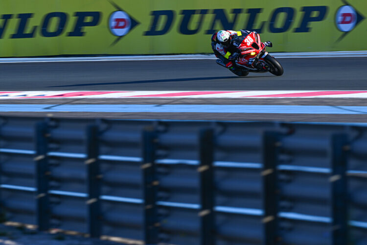 Dunlop présent pour durer