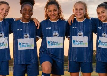 Au Plus Près Des Clubs s’ouvre au football