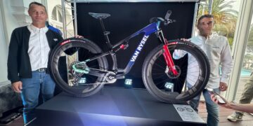 Van Rysel se lance dans le VTT